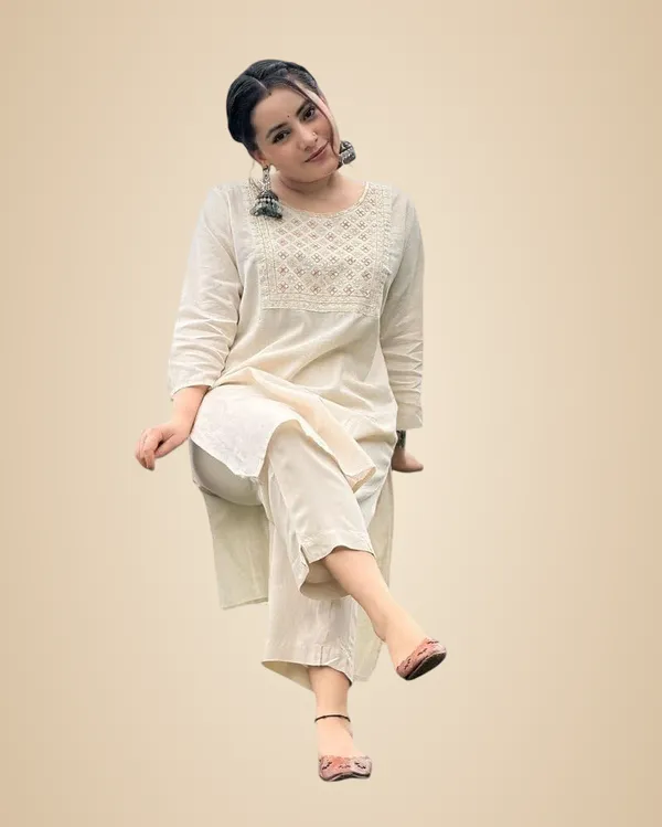 Cream_Cotton_Chanderi_Print_Straight_Kurti_With_Pant_For_Women
