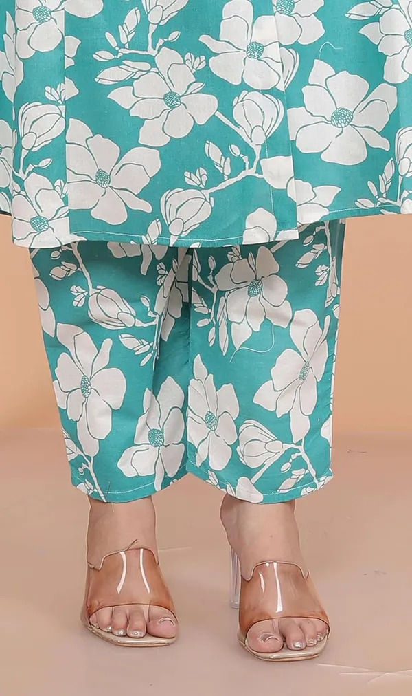 Sky_Blue_Cotton_Floral_Printed_Mandarin_Collar_A-Linen_Kurti_With_Pant_For_Women