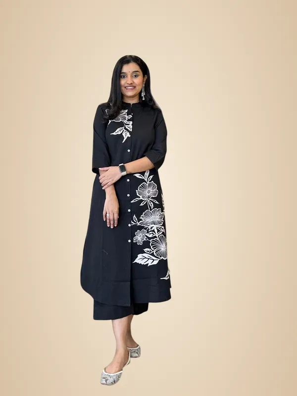 Black_Cotton_Floral_Printed_Straight_Kurti_With_Pant_Set_For_Women