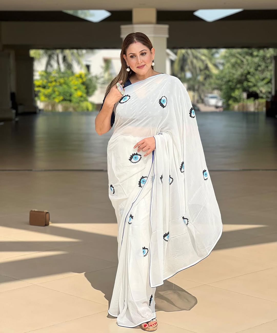 Ethnic_Pure_Soft_Georgette_Digital_Printed_Saree_with_Unstitched_Blouse_Piece_|_Bollywood_Style_Lightweight_Traditional_Wear_for_Women