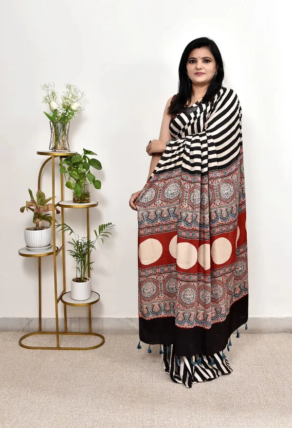 Ethnic_Pure_Soft_Chinon_Silk_Digital_Printed_Saree_with_Unstitched_Blouse_Piece_|_Bollywood_Style_Lightweight_Traditional_Wear_for_Women