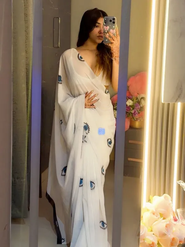 Ethnic_Pure_Soft_Georgette_Digital_Printed_Saree_with_Unstitched_Blouse_Piece_|_Bollywood_Style_Lightweight_Traditional_Wear_for_Women