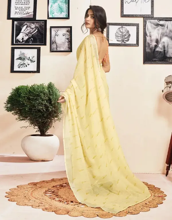 Ethnic_Pure_Soft_Cotton_Linen_Digital_Printed_Saree_with_Unstitched_Blouse_Piece_|_Bollywood_Style_Lightweight_Traditional_Wear_for_Women
