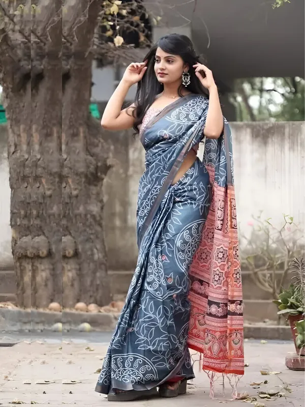 Ethnic_Pure_Soft_Cotton_Linen_Digital_Printed_Saree_with_Unstitched_Blouse_Piece_|_Bollywood_Style_Lightweight_Traditional_Wear_for_Women