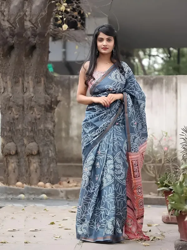 Ethnic_Pure_Soft_Cotton_Linen_Digital_Printed_Saree_with_Unstitched_Blouse_Piece_|_Bollywood_Style_Lightweight_Traditional_Wear_for_Women