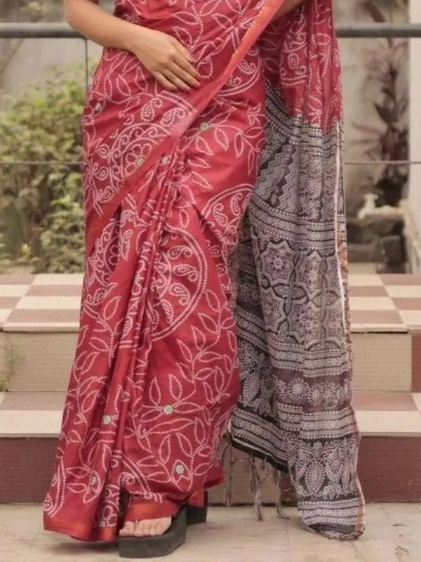 Ethnic_Pure_Soft_Cotton_Linen_Digital_Printed_Saree_with_Unstitched_Blouse_Piece_|_Bollywood_Style_Lightweight_Traditional_Wear_for_Women