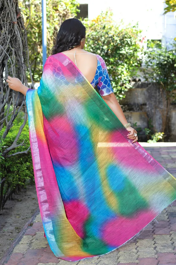 Ethnic_Pure_Soft_Cotton_Linen_Digital_Printed_Saree_with_Unstitched_Blouse_Piece_|_Bollywood_Style_Lightweight_Traditional_Wear_for_Women