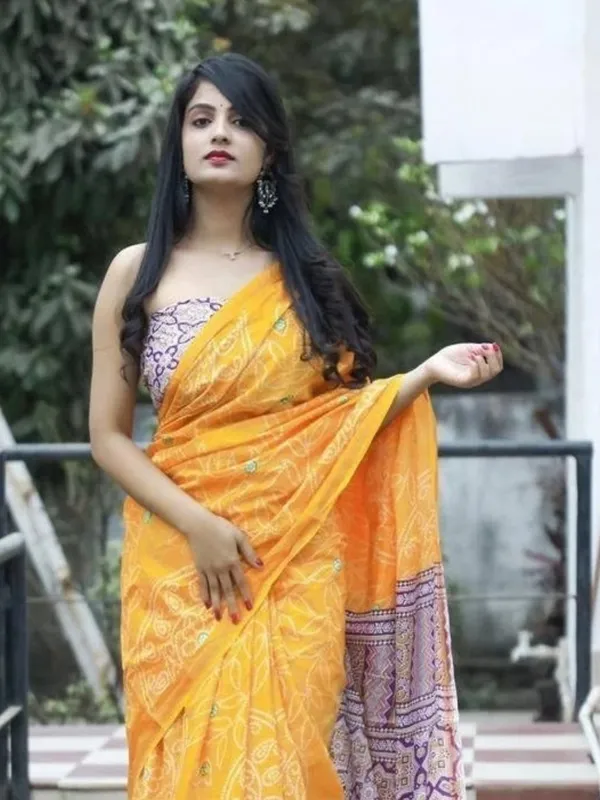 Ethnic_Pure_Soft_Cotton_Linen_Digital_Printed_Saree_with_Unstitched_Blouse_Piece_|_Bollywood_Style_Lightweight_Traditional_Wear_for_Women