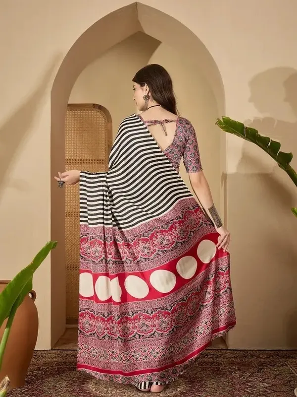 Ethnic_Pure_Soft_Chinon_Silk_Digital_Printed_Saree_with_Unstitched_Blouse_Piece_|_Bollywood_Style_Lightweight_Traditional_Wear_for_Women