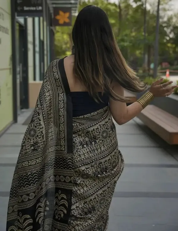 Ethnic_Pure_Soft_Chinon_Silk_Digital_Printed_Saree_with_Unstitched_Blouse_Piece_|_Bollywood_Style_Lightweight_Traditional_Wear_for_Women