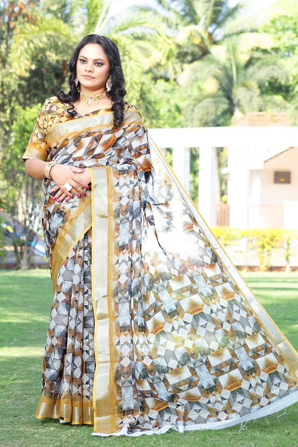 Ethnic_Pure_Soft_Cotton_Linen_Digital_Printed_Saree_with_Unstitched_Blouse_Piece_|_Bollywood_Style_Lightweight_Traditional_Wear_for_Women