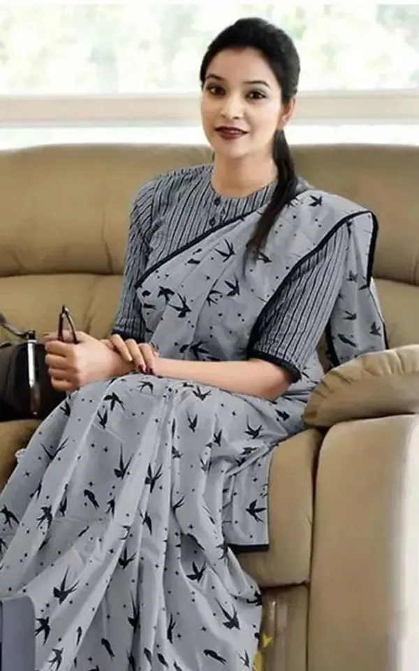 Ethnic_Pure_Soft_Chanderi_Cotton_Digital_Printed_Saree_with_Unstitched_Blouse_Piece_|_Bollywood_Style_Lightweight_Traditional_Wear_for_Women