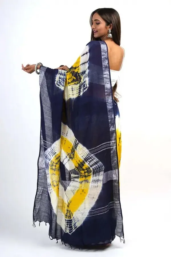 Ethnic_Pure_Soft_Cotton_Linen_Digital_Printed_Saree_with_Unstitched_Blouse_Piece_|_Bollywood_Style_Lightweight_Traditional_Wear_for_Women