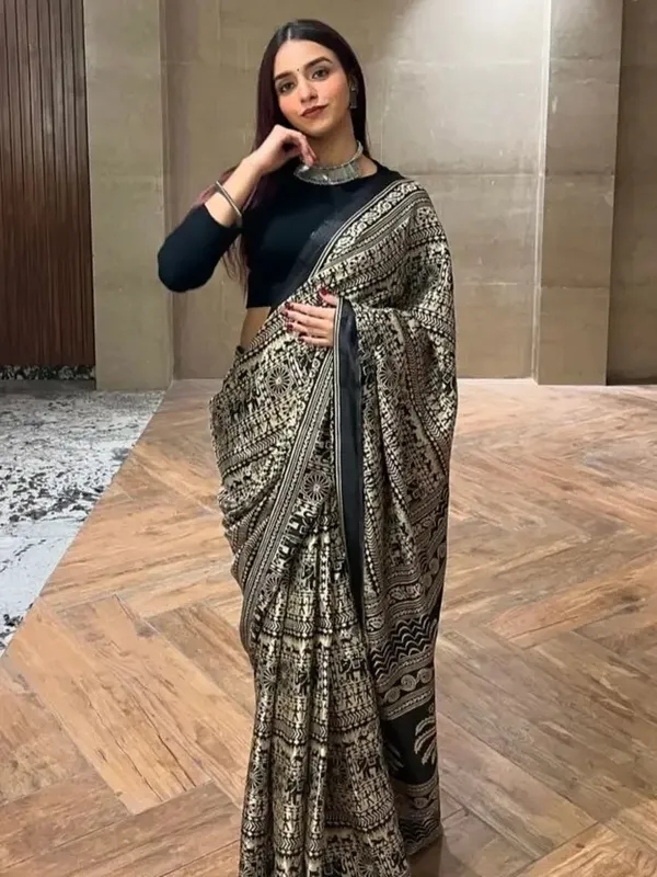 Ethnic_Pure_Soft_Chinon_Silk_Digital_Printed_Saree_with_Unstitched_Blouse_Piece_|_Bollywood_Style_Lightweight_Traditional_Wear_for_Women