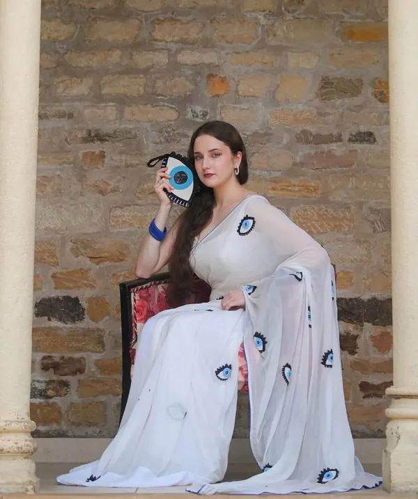 Ethnic_Pure_Soft_Georgette_Digital_Printed_Saree_with_Unstitched_Blouse_Piece_|_Bollywood_Style_Lightweight_Traditional_Wear_for_Women