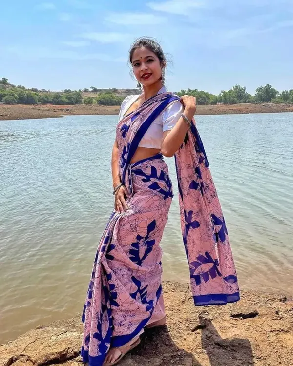 Ethnic_Pure_Soft_Chanderi_Cotton_Digital_Printed_Saree_with_Unstitched_Blouse_Piece_|_Bollywood_Style_Lightweight_Traditional_Wear_for_Women