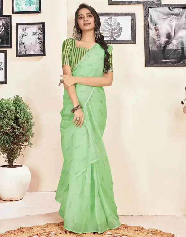 Ethnic_Pure_Soft_Cotton_Linen_Digital_Printed_Saree_with_Unstitched_Blouse_Piece_|_Bollywood_Style_Lightweight_Traditional_Wear_for_Women
