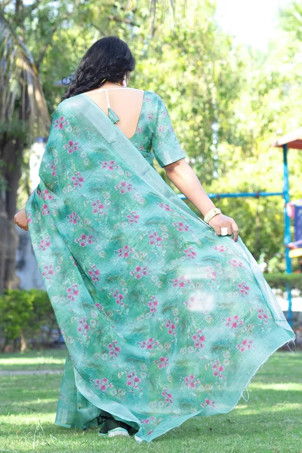 Ethnic_Pure_Soft_Cotton_Linen_Digital_Printed_Saree_with_Unstitched_Blouse_Piece_|_Bollywood_Style_Lightweight_Traditional_Wear_for_Women