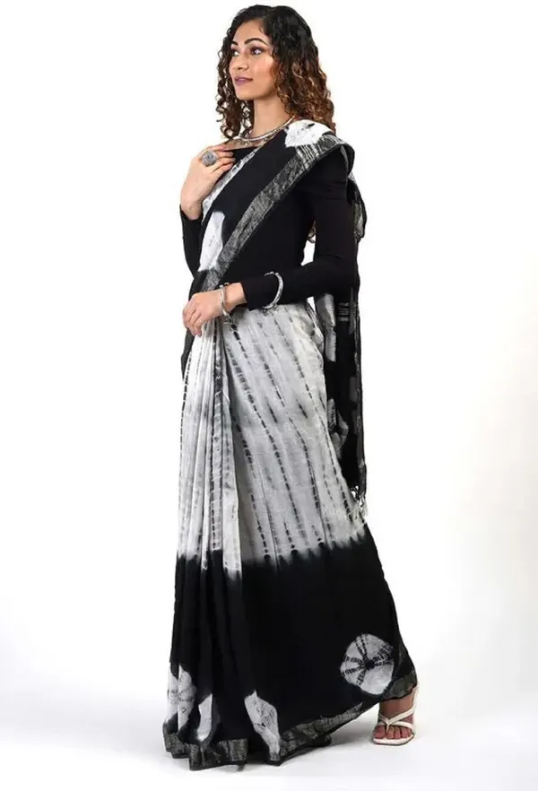 Ethnic_Pure_Soft_Cotton_Linen_Digital_Printed_Saree_with_Unstitched_Blouse_Piece_|_Bollywood_Style_Lightweight_Traditional_Wear_for_Women