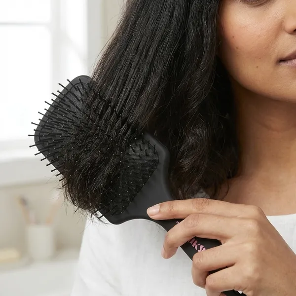 Black_Paddle_Hairbrush_With_Cushioned_Base