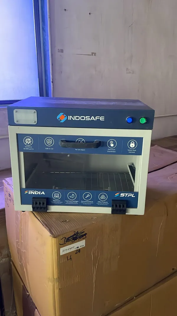 Indosafe_Uv_Sterilization_And_Disinfection_Cabinet_For_Home_And_Office_Use