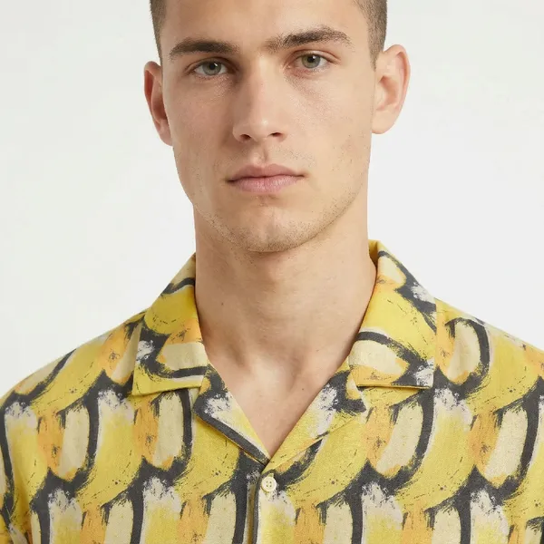 Banana_Yellow_Breathable_Poly_Banana_Breeze_Short_Sleeve_Shirt_For_Men