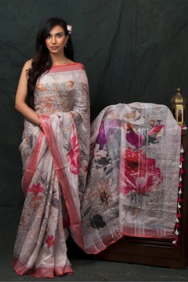 Printed_Organza_Saree_With_Floral_Design_And_Pink_Border