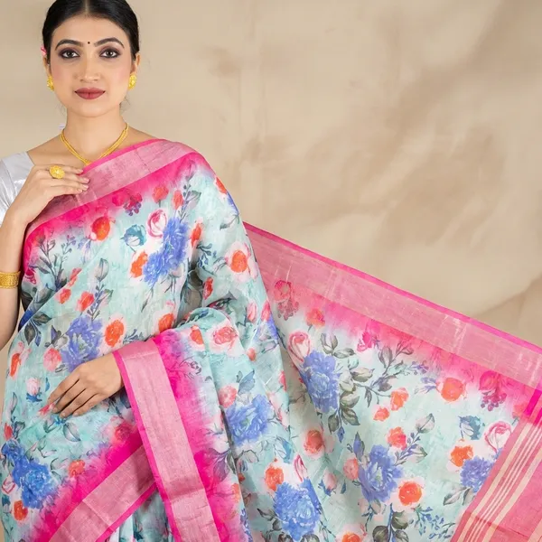 Elegant_Floral_Print_Saree_With_Pink_Border_And_Silver_Blouse