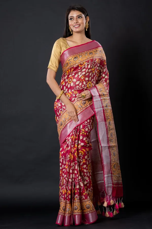 Traditional_Red_Silk_Saree_With_Golden_Zari_Work
