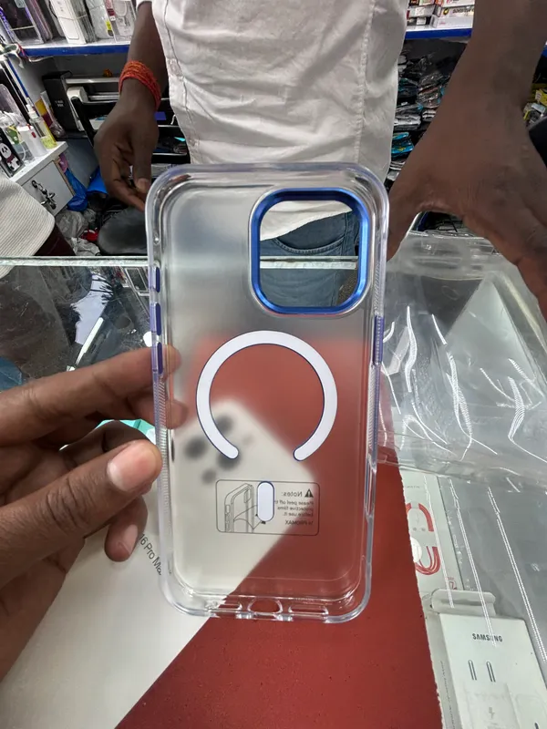 Blue_And_Transparent_Shock_Absorbent_Plastic_Premium_Back_Cover_For_Iphone