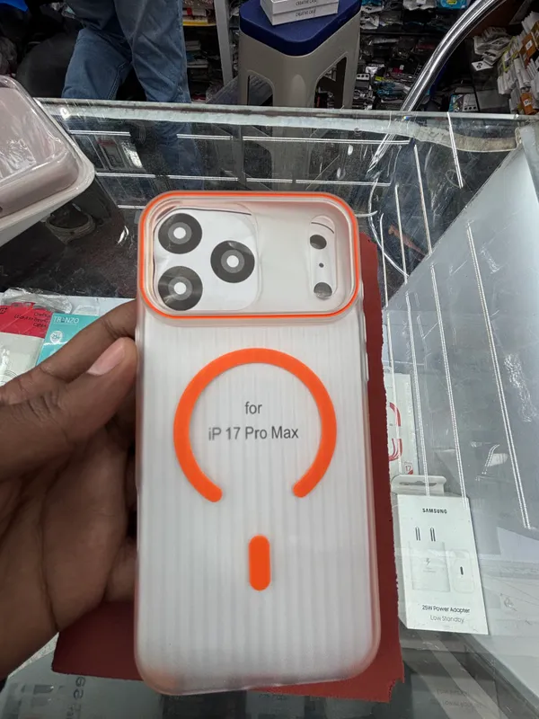 Oranage_And_Transparent_Durable_Shock_Absorbing_Plastic_Premium_Back_Cover_For_Iphone_17_Pro_Max