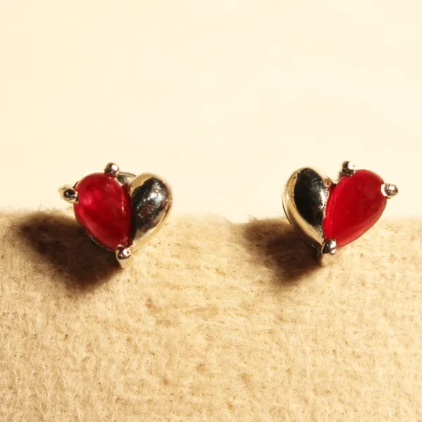 Rumi_Heart_Studs_925_Silver_Earrings_For_Women