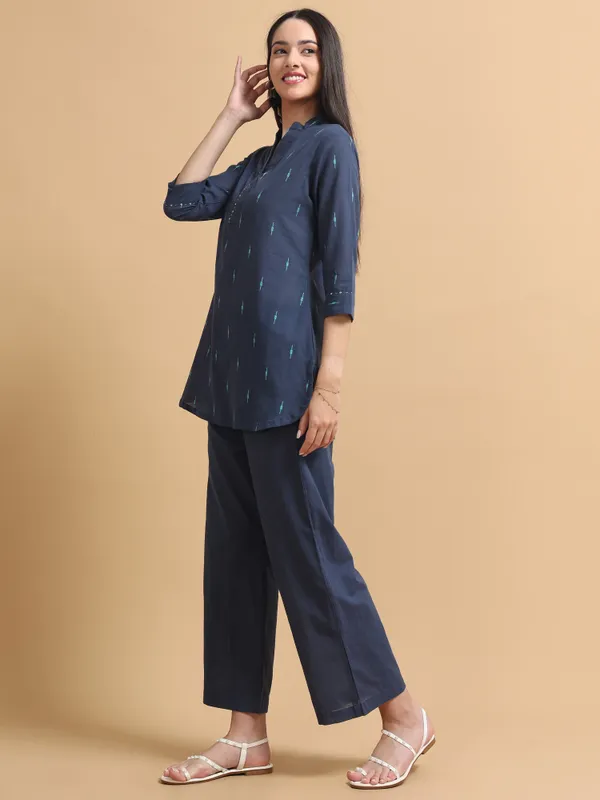 Navy_Blue_Ikat_Print_Co-Ord_Set_With_Tunic_And_Palazzo_Pants_For_Women