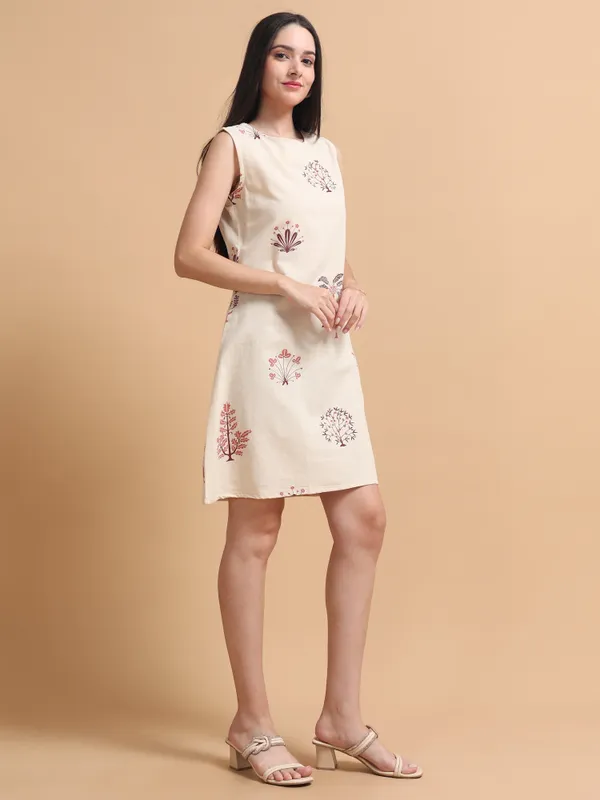 Cream_Floral_Embroidered_Sleeveless_A-Line_Dress_And_Dark_Green_Embroidered_Sleeveless_A-Line_Dress_For_Women