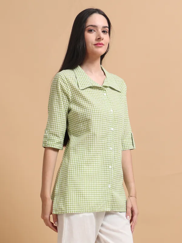 Green_Gingham_Check_Collared_Button-Down_Shirt_For_Women