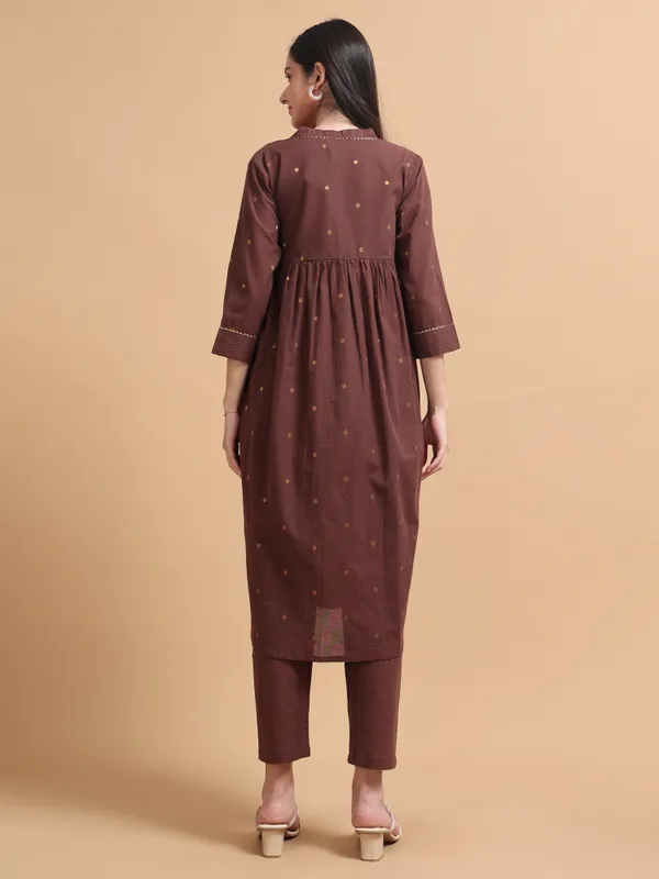 Brown_Embroidered_Knee-Length_Kurta_With_Pants_For_Women