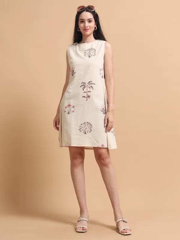 Cream_Floral_Embroidered_Sleeveless_A-Line_Dress_And_Dark_Green_Embroidered_Sleeveless_A-Line_Dress_For_Women