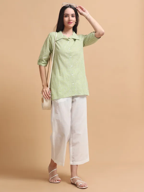 Green_Gingham_Check_Collared_Button-Down_Shirt_For_Women