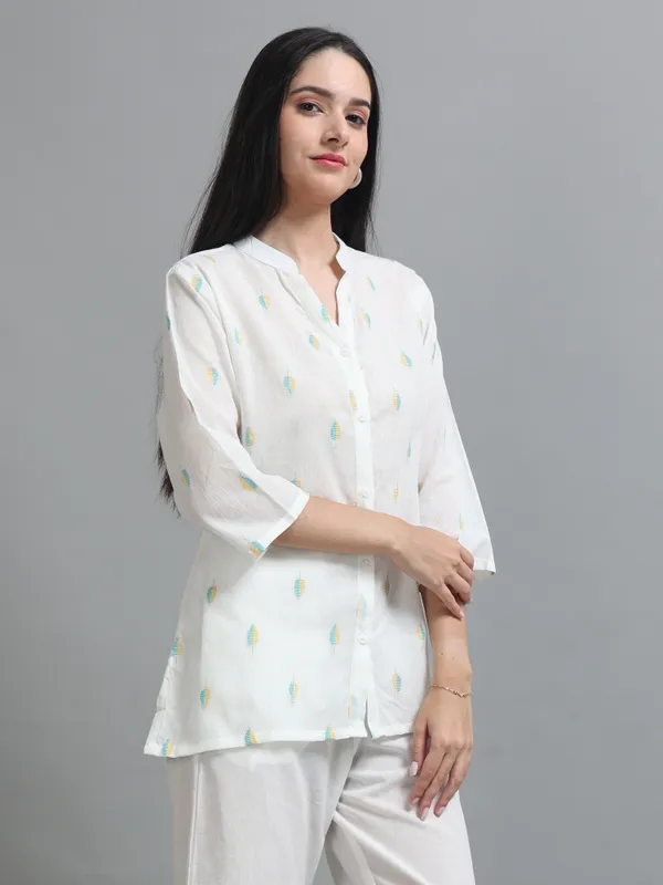 Purple_Foil_Print_Kurta_With_Pants_Set_And_White_Embroidered_Cotton_Kurta_Set_For_Women