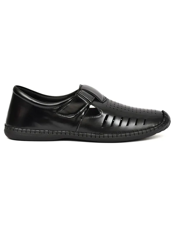 Black_Synthetic_Leather_Closed_Toe_Slip_On_Sandals_For_Men