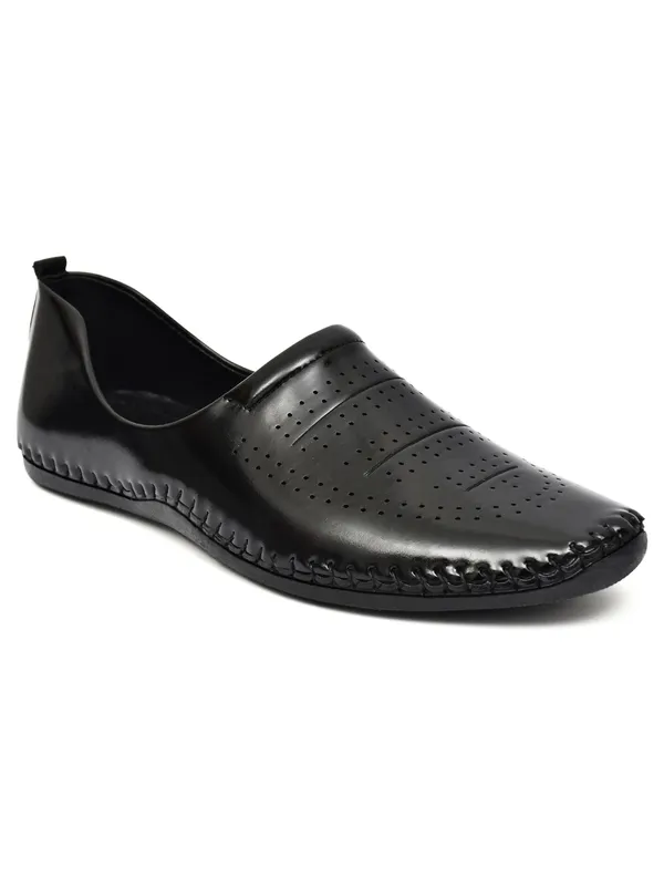 Black_Synthetic_Leather_Perforated_Slip_On_Shoes_For_Men