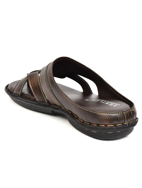 Dark_Brown_Synthetic_Leather_Cross_Strap_Buckle_Sandals_For_Men