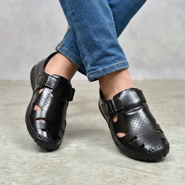 Black_Synthetic_Leather_Closed_Toe_Sandals_For_Men