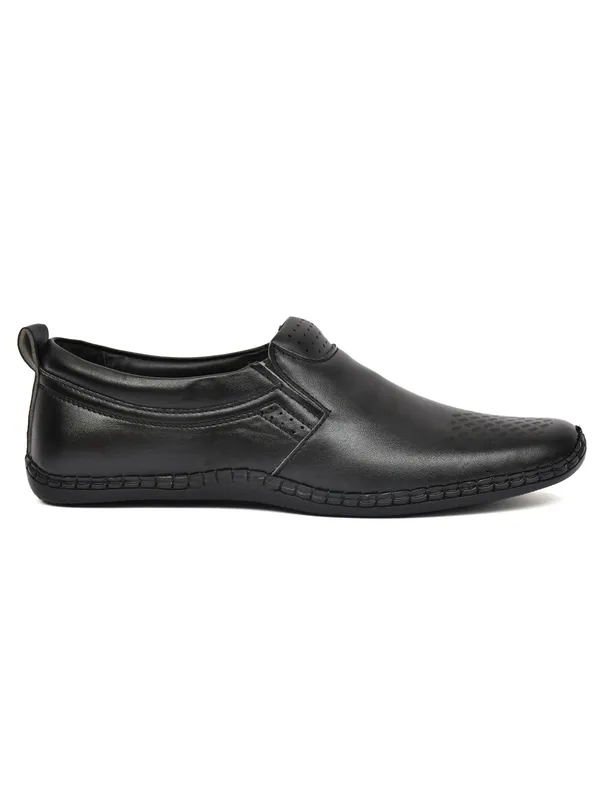 Black_Synthetic_Leather_Shoes_For_Men