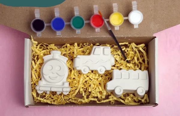 Diy_Paint_Your_Own_Train_Set_-_Ceramic_Painting_Craft_Kit_For_Kids