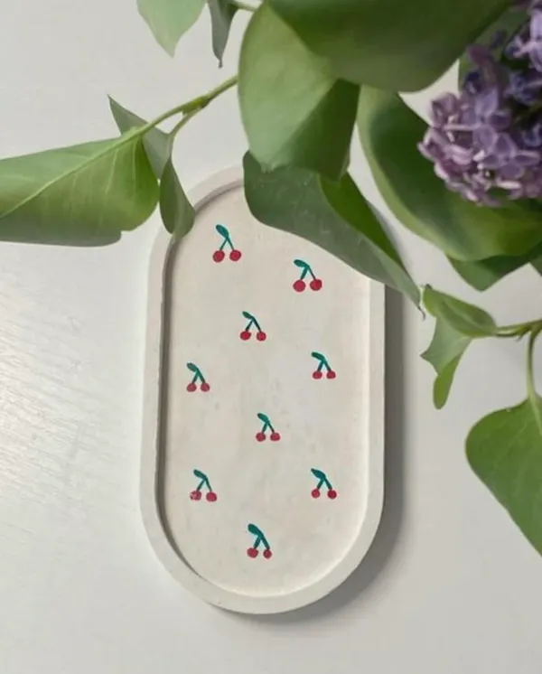 Cherry_Pattern_Ceramic_Pill_Tray_-_Cute_Miniature_Trinket_Dish