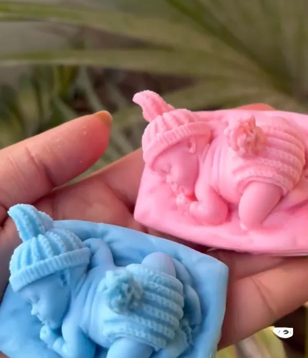 Handmade_Soap_Baby_Shower_Favors_-_Sleeping_Baby_In_Blanket_(Set_Of_2)