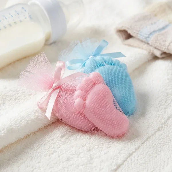 Baby_Foot_Shaped_Soap_Set_-_Pink_And_Blue_(Pack_Of_4)