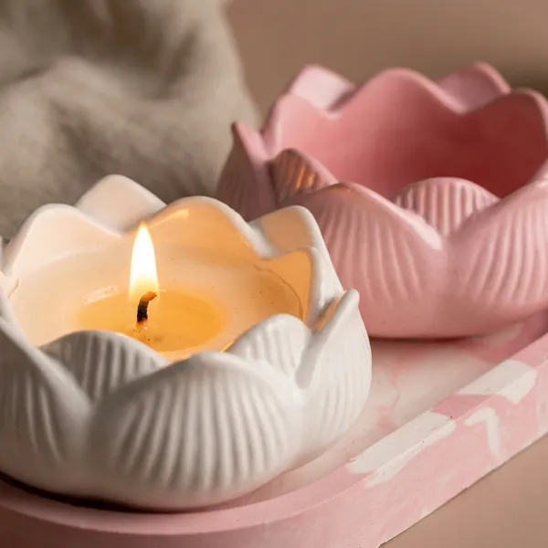 Lotus_Flower_Ceramic_Candle_Holder_Set_With_Oval_Tray_-_Pink_And_White