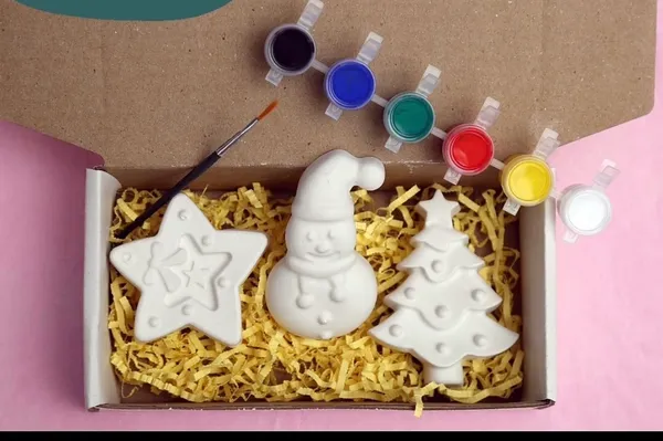 Paint_Your_Own_Christmas_Ornament_Kit_-_Set_Of_3_Festive_Plaster_Figures